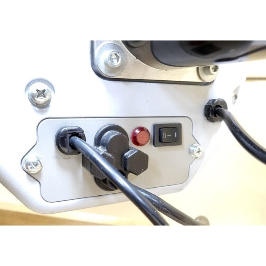 Charnwood 18″ / 457mm Scroll Saw Deep Throat With Foot Pedal SS18F - Image 5