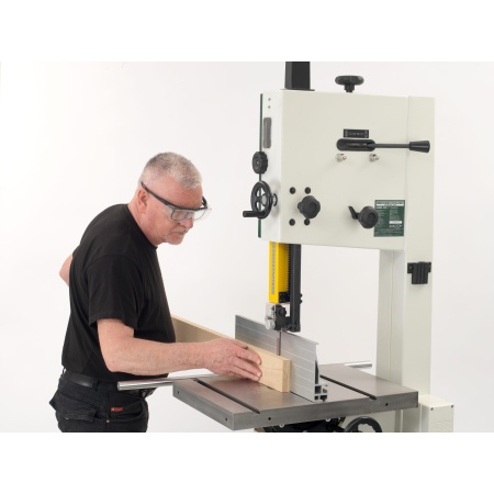 Sabre350 Bandsaw Action Shot