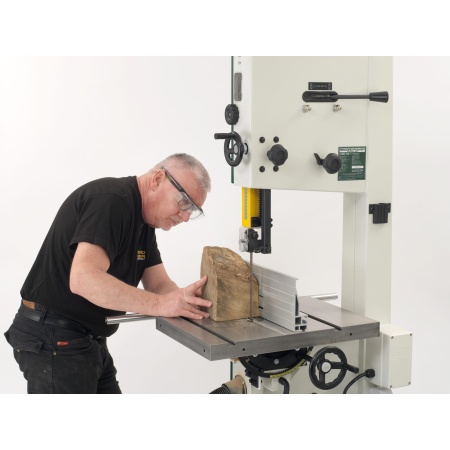 Sabre 350 Bandsaw Action Shot Ripping