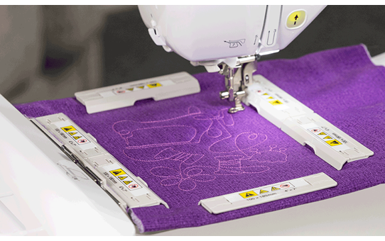Brother Innov-is F540E Embroidery Machine - Image 9