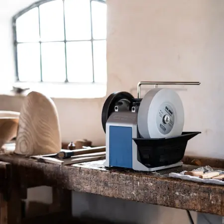 tormek t-8 sharpening system for woodworking tools