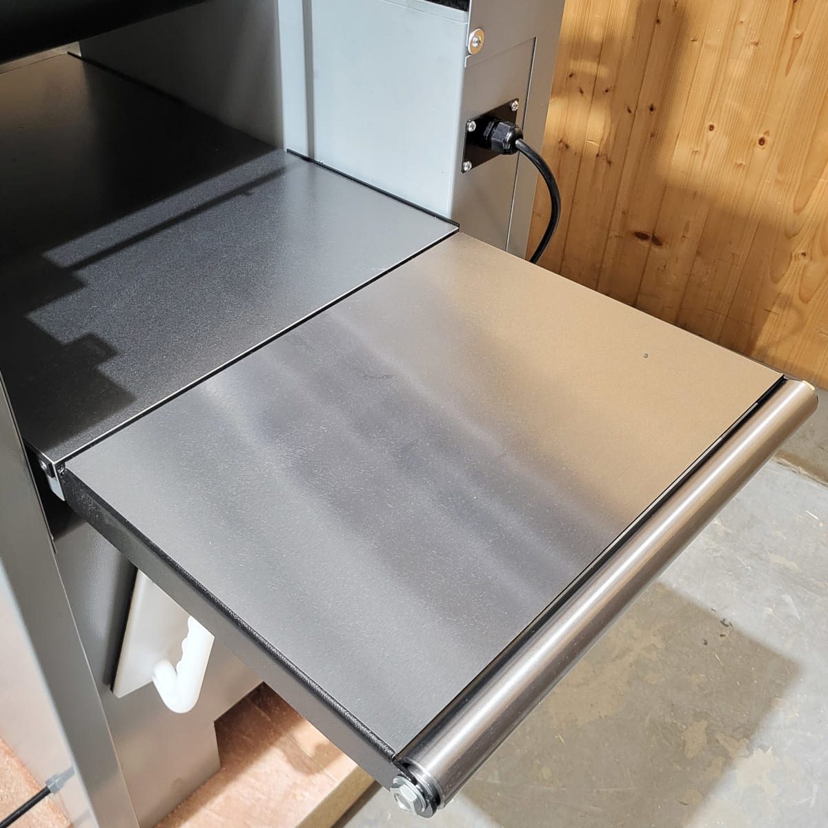 Charnwood Pro 16" x 9" Planer Thicknesser With 72 Carbide Cutters In 4 Spiral Rows - Image 9