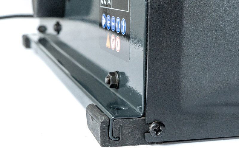Exmac 8" Surface Planer With Carbide Block, Cast Iron Extending Tables & 1.6HP Motor - A200 - Image 11