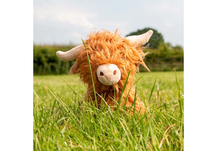 Heritage Fergus Highland Cow #dogtoy #highlandcow #cow