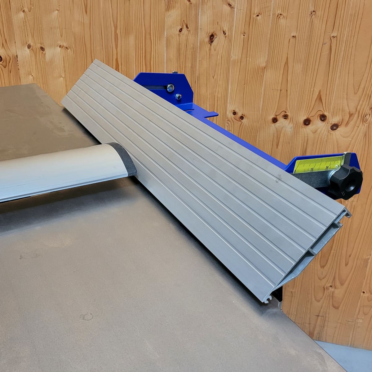 Charnwood 10" X 9" Planer Thicknesser With 24 X TC Cutters In Spiral Block PT10E2S - Image 10
