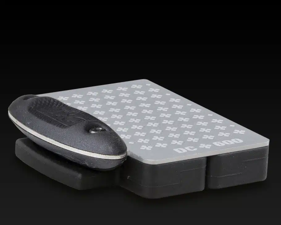 MPower Universal Magnetic Non Slip Diamond Stone Holders - Pair - Image 3